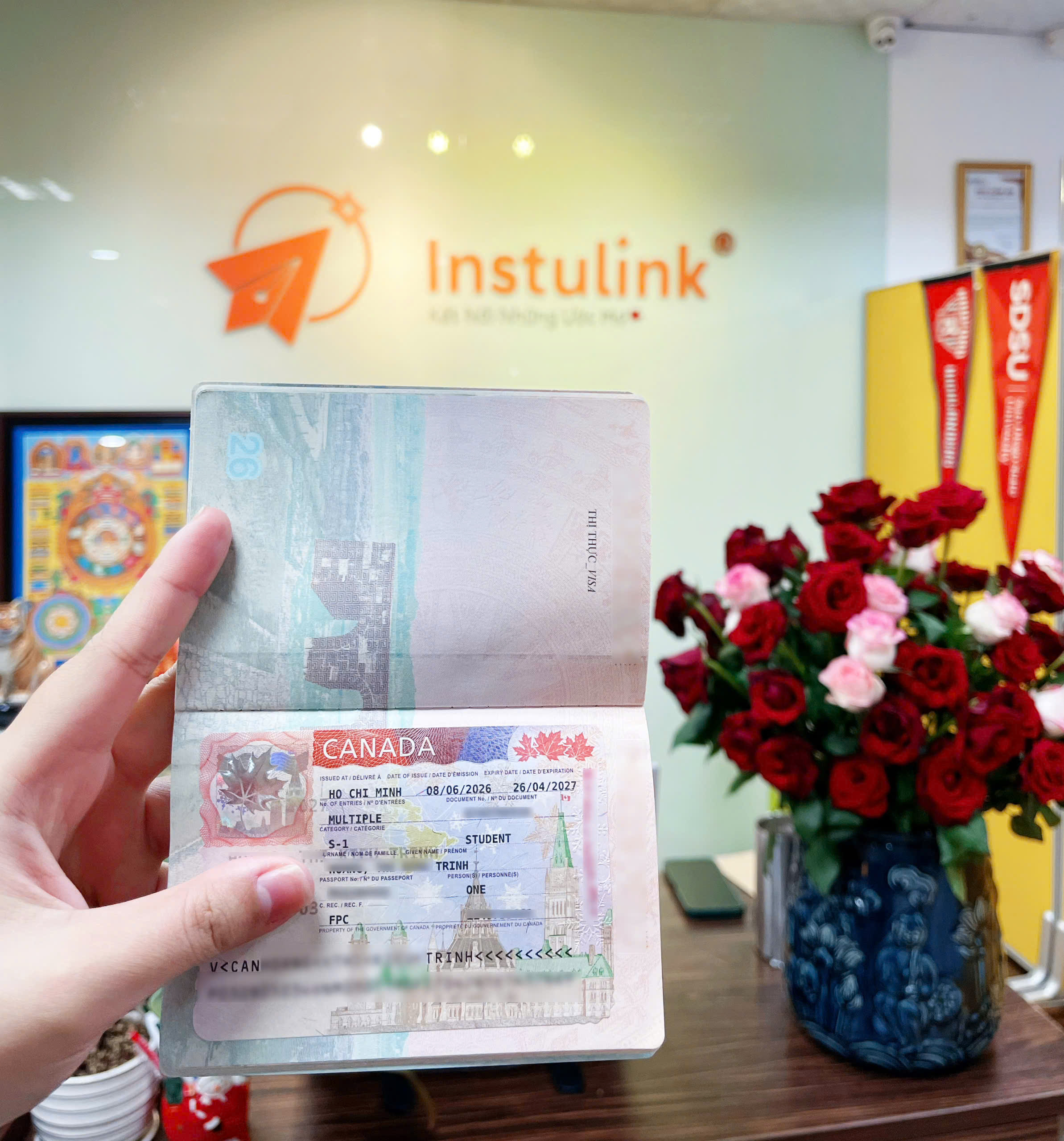 Vì sao visa Canada được ví như ''tấm vé quyền lực'' ngang ngửa visa Mỹ?