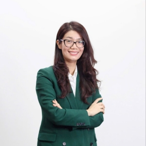 Ms. Tracy Nguyễn