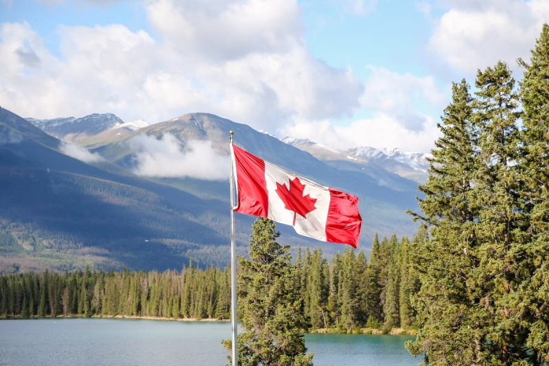Lộ trình từ du học đến PR Canada 2026: Những bước cần chuẩn bị ngay từ khi chọn trường